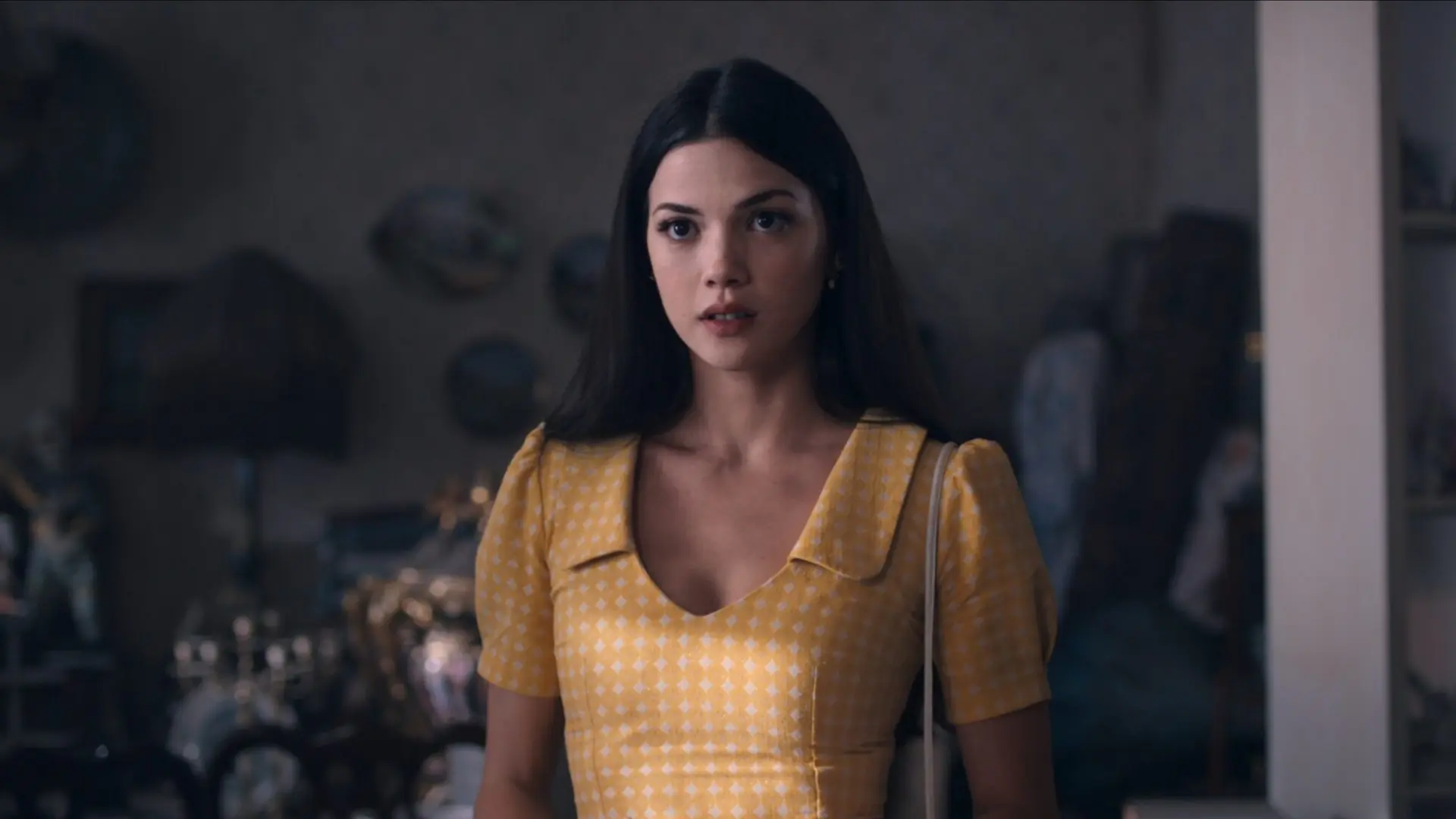 CİHAN ÇUHADAR YAZDI: MASUMİYET MÜZESİ BİR ÇATLAĞIN SAPLANTILI AŞK HİKÂYESİ